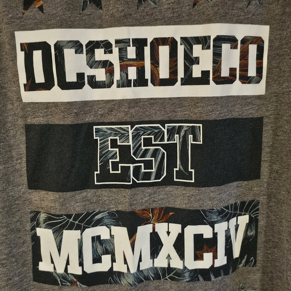 DC Heather Gray Graphic Tank - Picture 2 of 5